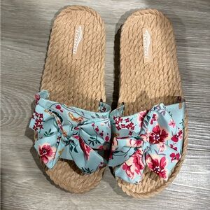 Floral Bow Slide Sandals in Light Blue